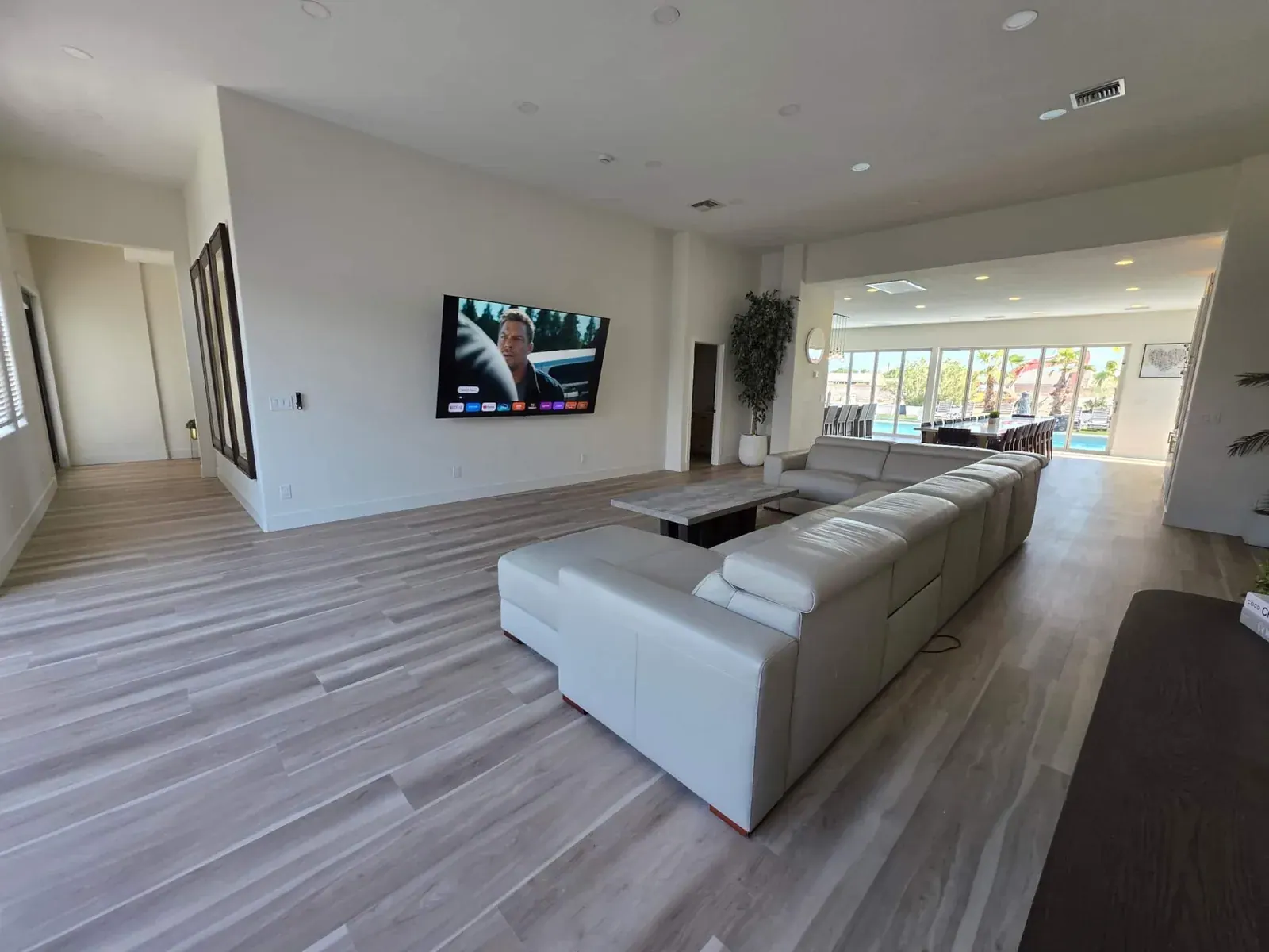 The main living room